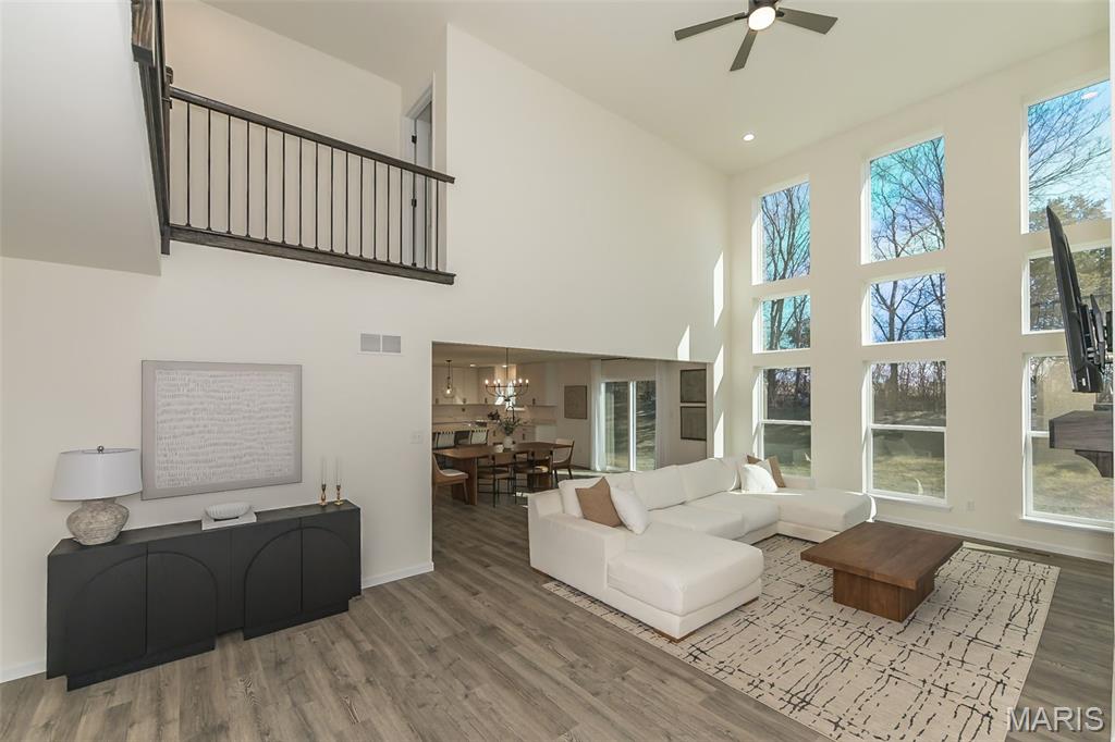 Hawk Ridge Trail Estate - Residential