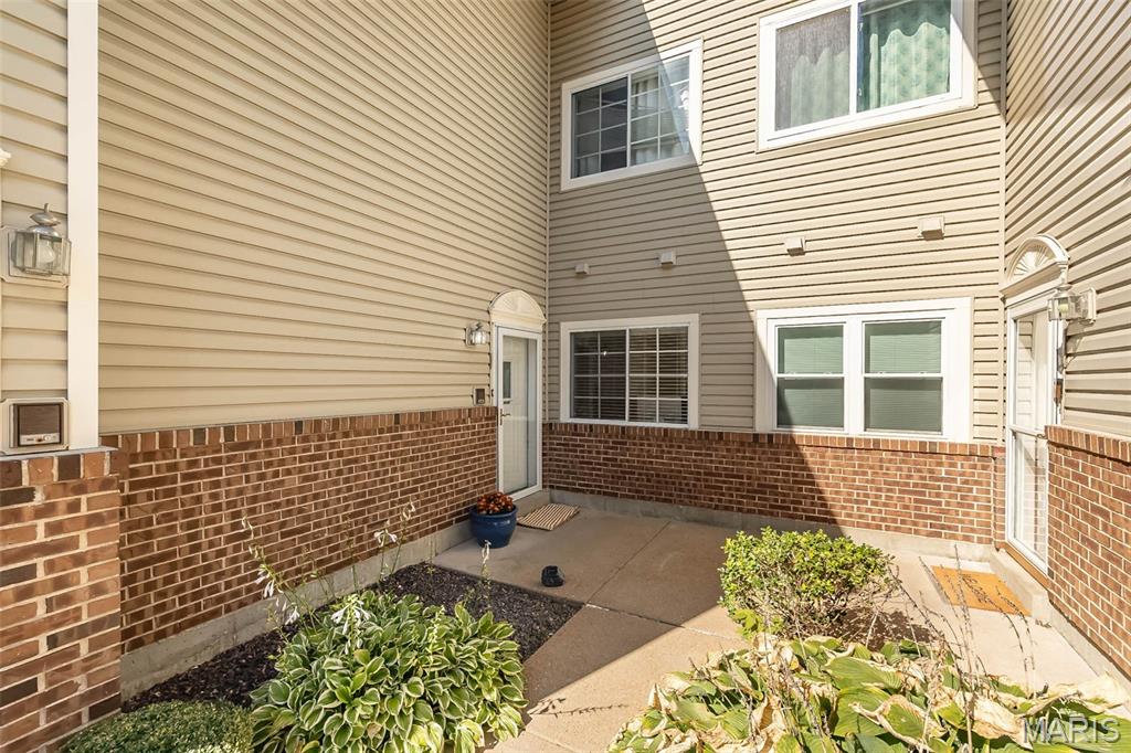 10905 Vauxhall Drive