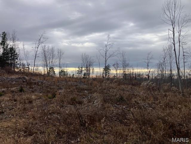 Cherokee Pass - Land