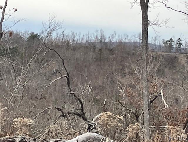 Cherokee Pass - Land