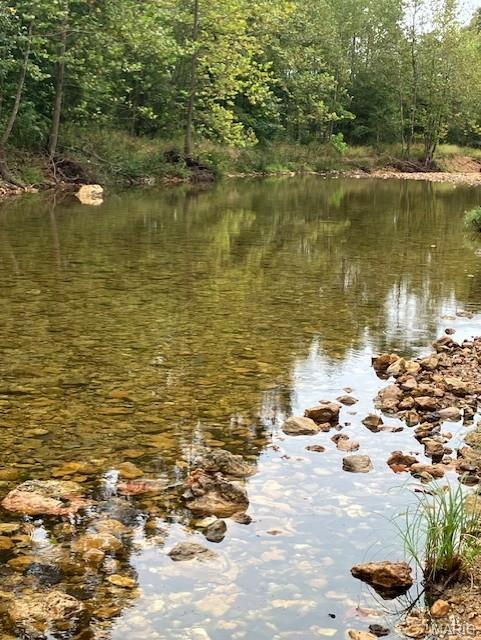 Cherokee Pass - Land