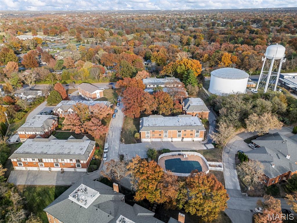 Cambridge Courts Condo - Residential