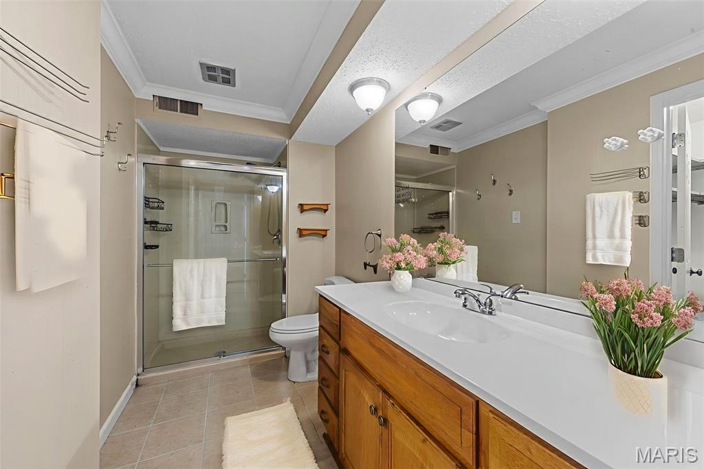 Cambridge Courts Condo - Residential