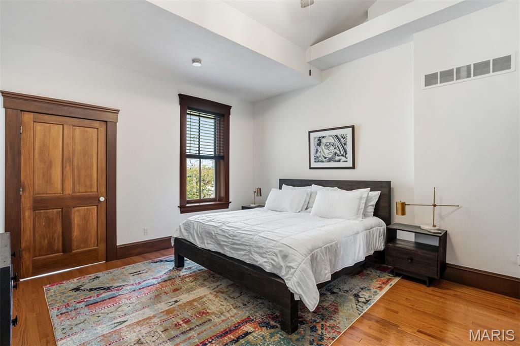 2429-31 McNair Ave Twnhses - Residential