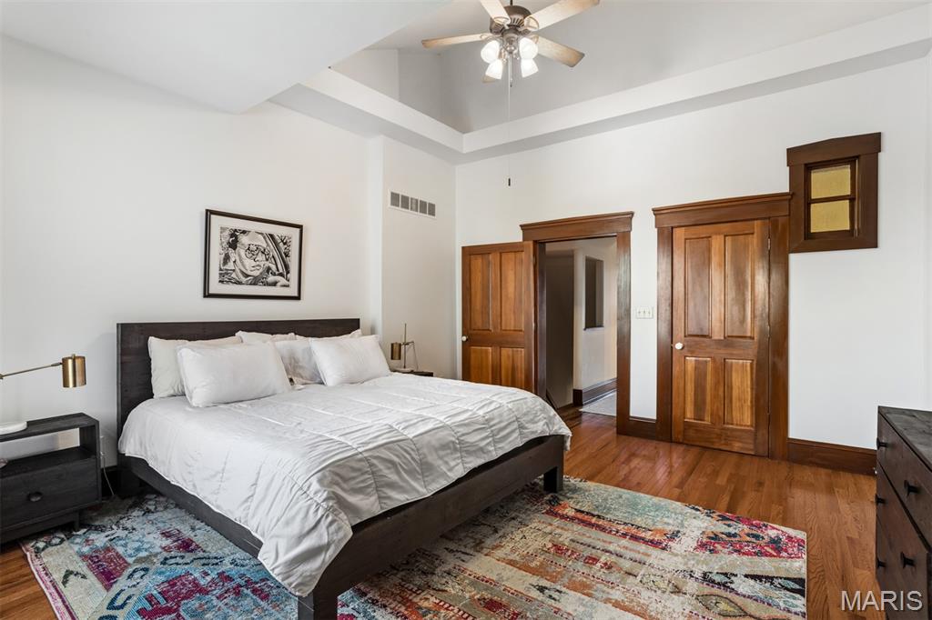 2429-31 McNair Ave Twnhses - Residential