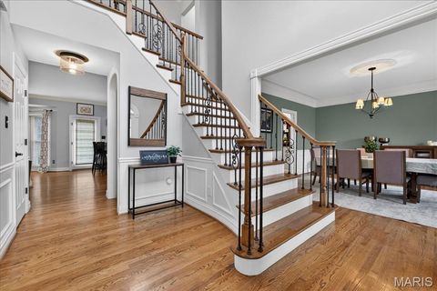 Tiny photo for 2221 Stonegate Manor Court, Chesterfield, MO 63017 (MLS # 26010385)