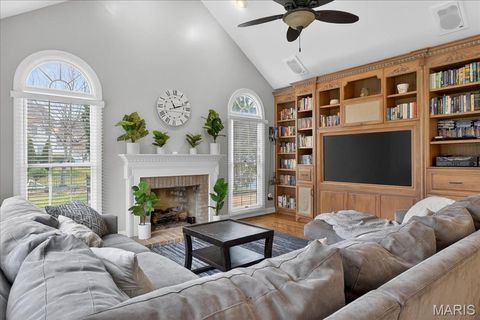 Tiny photo for 2221 Stonegate Manor Court, Chesterfield, MO 63017 (MLS # 26010385)