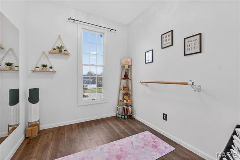 Tiny photo for 2221 Stonegate Manor Court, Chesterfield, MO 63017 (MLS # 26010385)