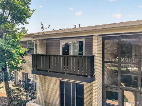 Tiny photo for 106 Shadalane Walk #F, Ballwin, MO 63011 (MLS # 26050324)