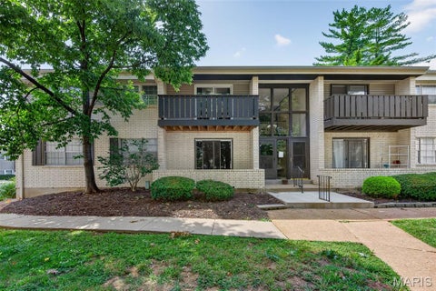 Tiny photo for 106 Shadalane Walk #F, Ballwin, MO 63011 (MLS # 26050324)