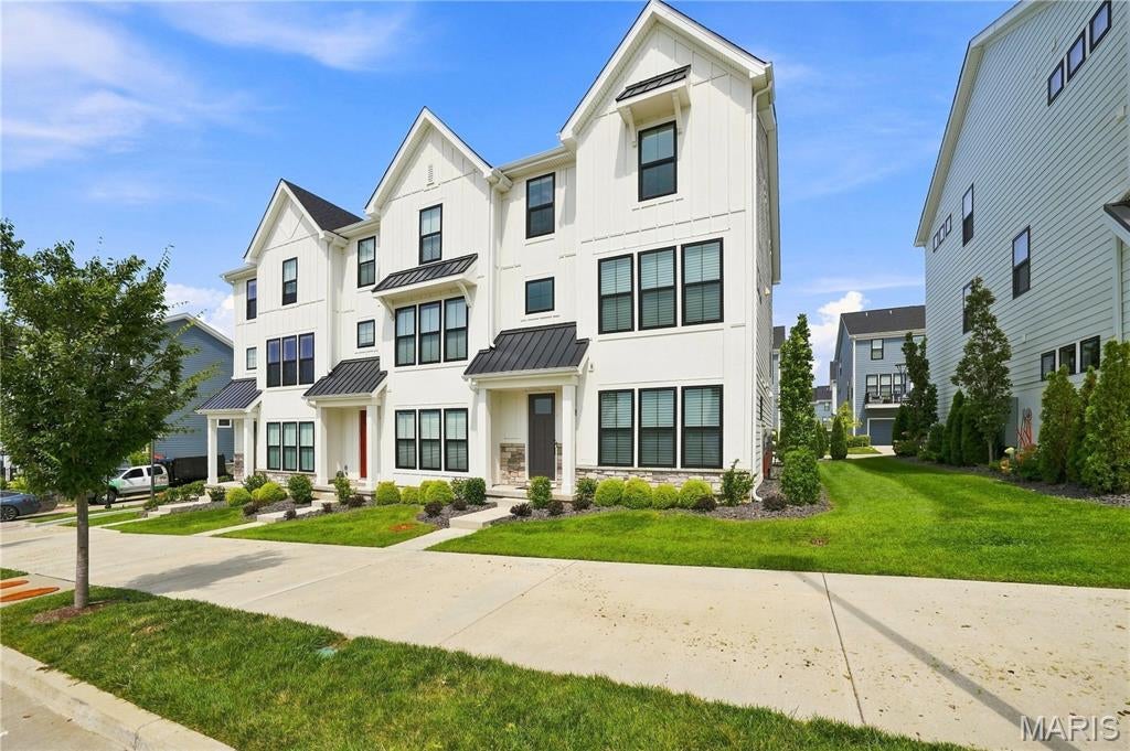 16514 Honey Locust Drive