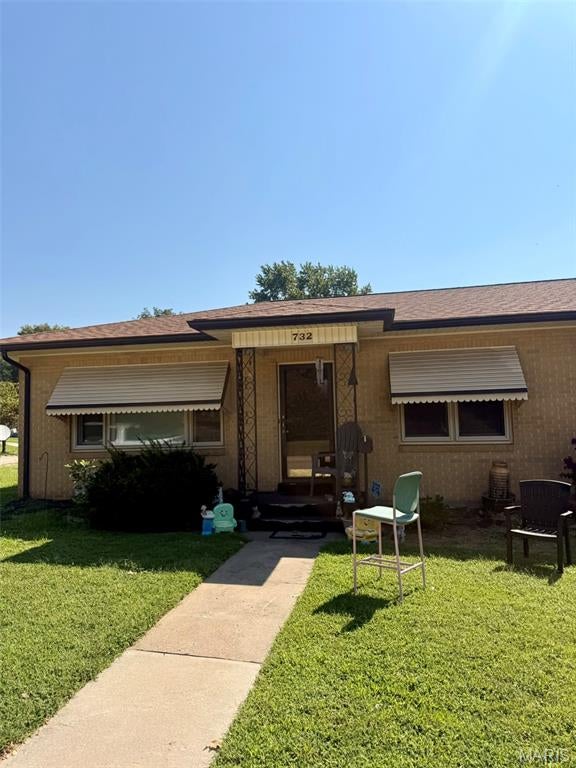 Photo of 730 N Sunset Boulevard, Cape Girardeau, MO 63701 (MLS # 26057117)