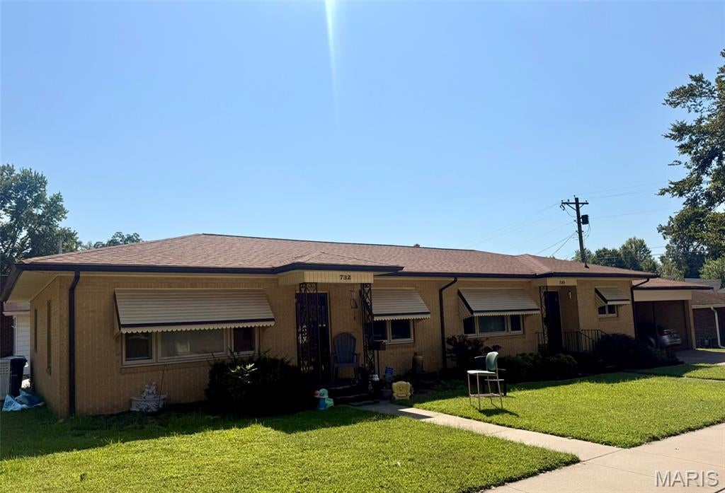 Photo of 730 N Sunset Boulevard, Cape Girardeau, MO 63701 (MLS # 26057117)