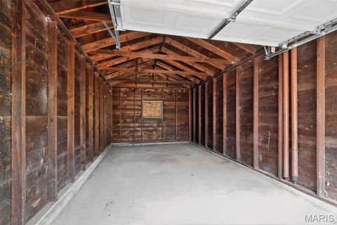 Tiny photo for 33 S Schlueter Avenue, St Louis, MO 63135 (MLS # 25077645)