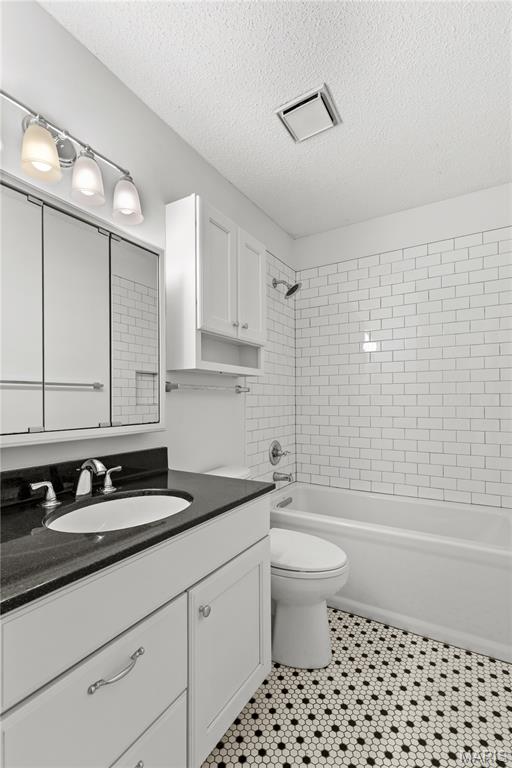 Brentwood Forest Condo Ph Four - Residential