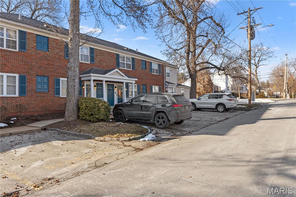 Brentwood Forest Condo Ph Four - Residential