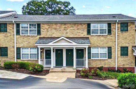 Photo of 9192 Wrenwood Lane, Brentwood, MO 63144 (MLS # 26002587)