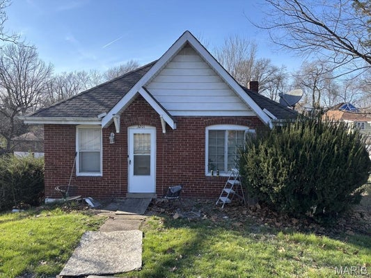 3201 WERDER DR, SAINT LOUIS, MO 63121 - Image 1feda4e8463cd697b375c0ebdb7eab5b/1595513586