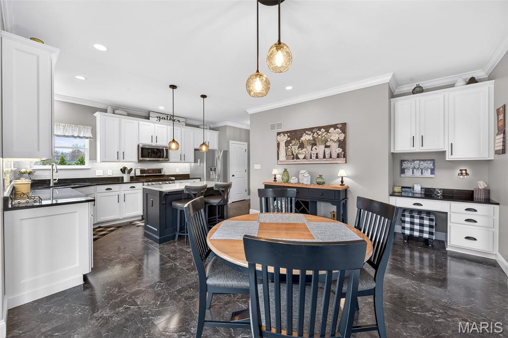 Tuscan Valley Creek - Residential