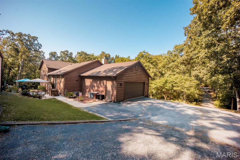 7018 Wedgewood Drive