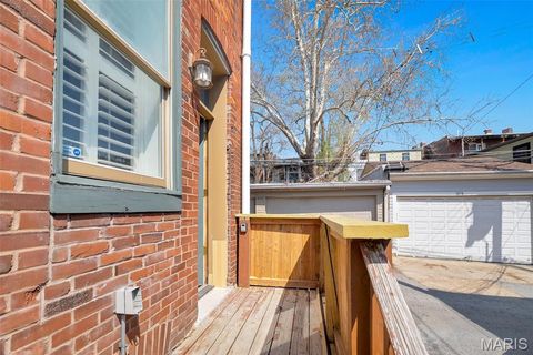 Tiny photo for 2016 Menard Street #2016, St Louis, MO 63104 (MLS # 26026073)