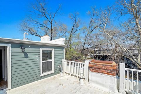 Tiny photo for 2016 Menard Street #2016, St Louis, MO 63104 (MLS # 26026073)