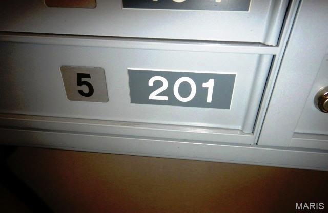 Delcrest Condo - Residential