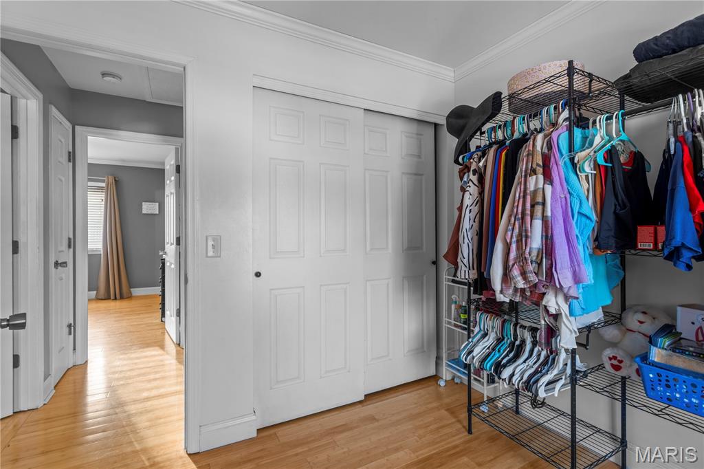 Valley Oaks 02 - Residential