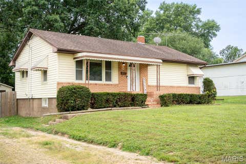 Photo of 670 Meadow Drive, St Clair, MO 63077 (MLS # 26047950)