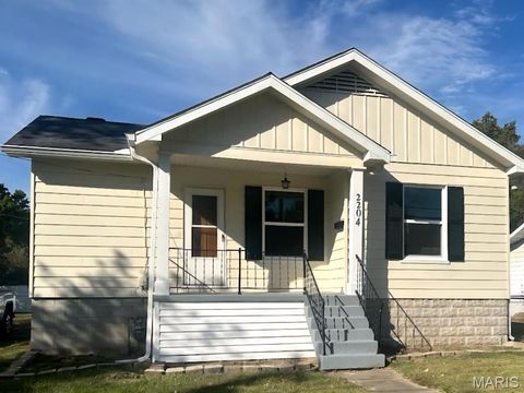 2204 N Rodgers Avenue Alton IL 62002