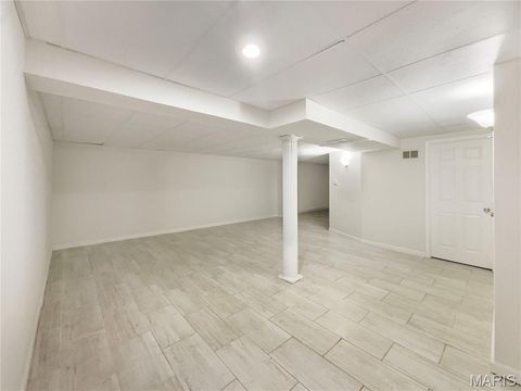 Tiny photo for 614 Barton Lane, Ballwin, MO 63021 (MLS # 26000846)