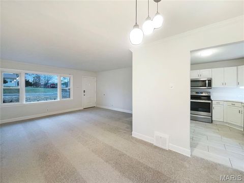 Tiny photo for 614 Barton Lane, Ballwin, MO 63021 (MLS # 26000846)