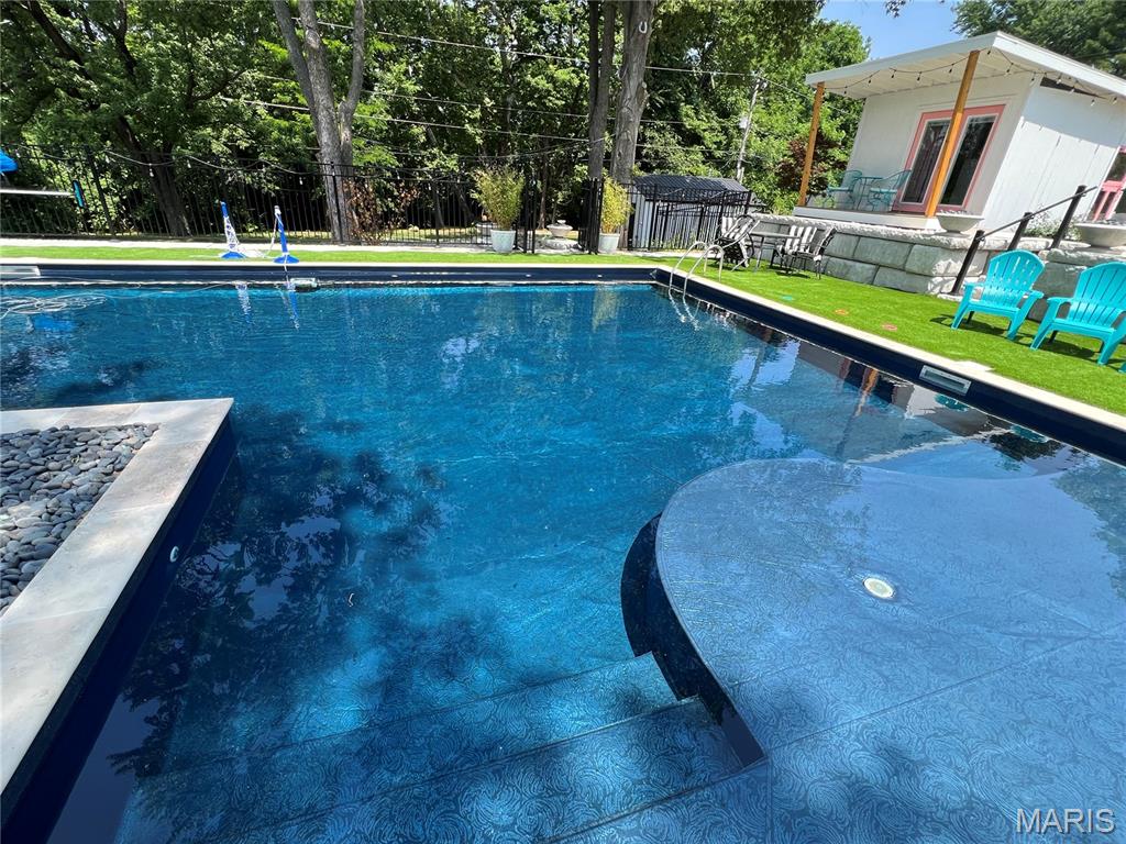 Powell Park Forest Gardens & Howell S - Residential