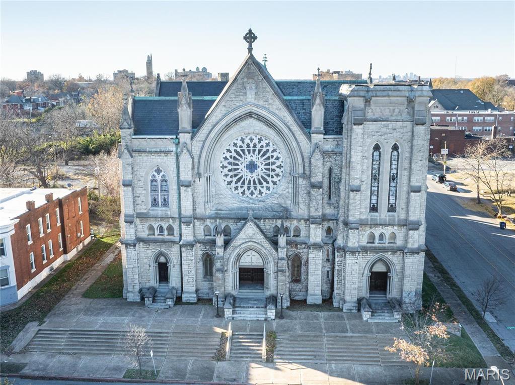 South Compton Hill - Commercial Sale