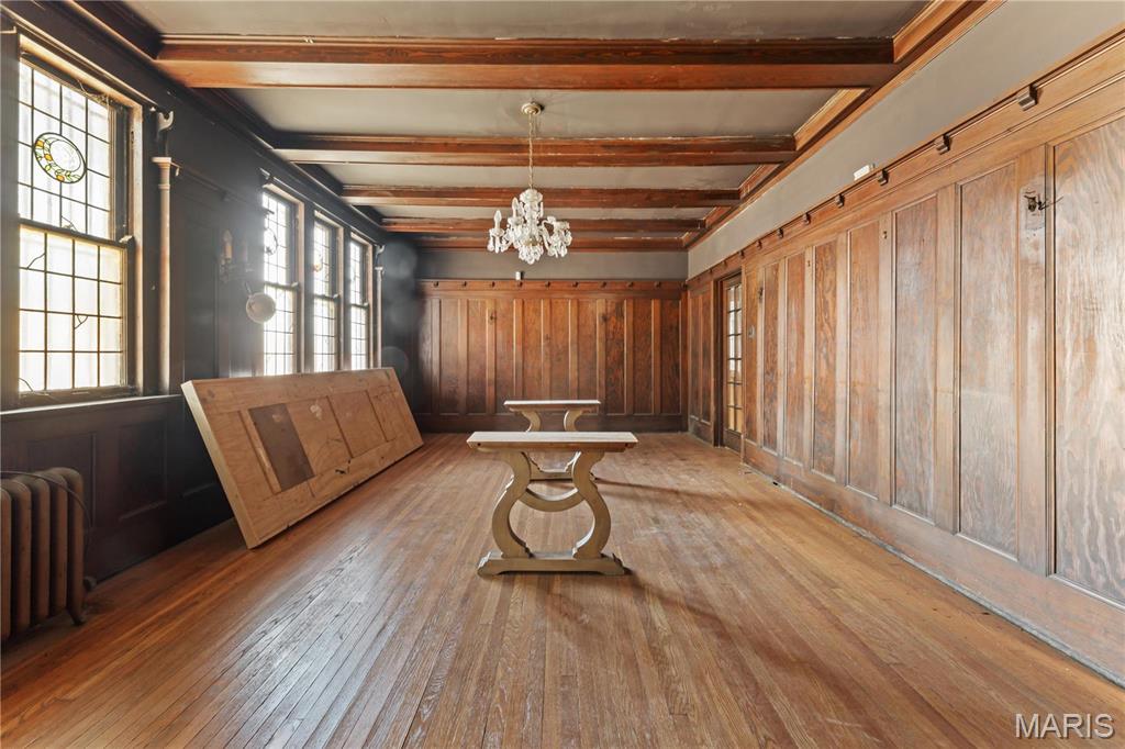 South Compton Hill - Commercial Sale