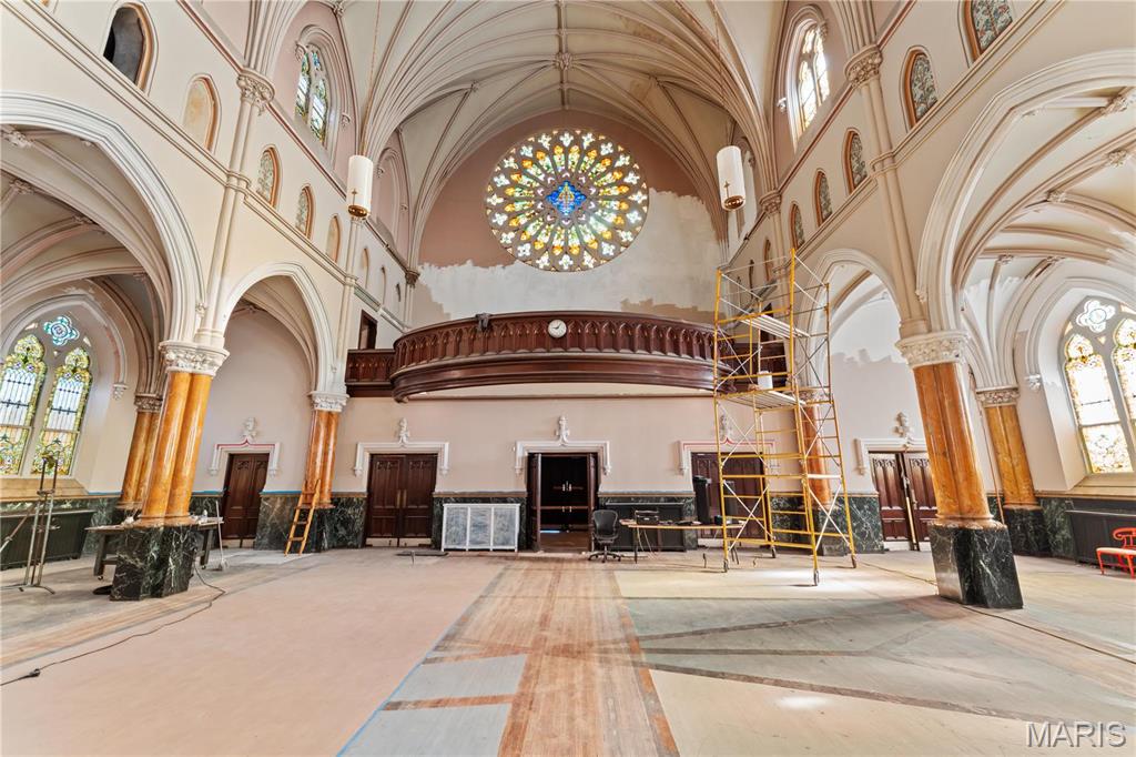 South Compton Hill - Commercial Sale