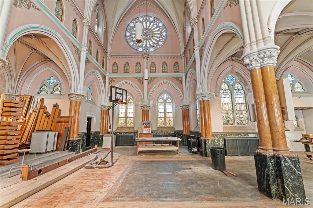 South Compton Hill - Commercial Sale