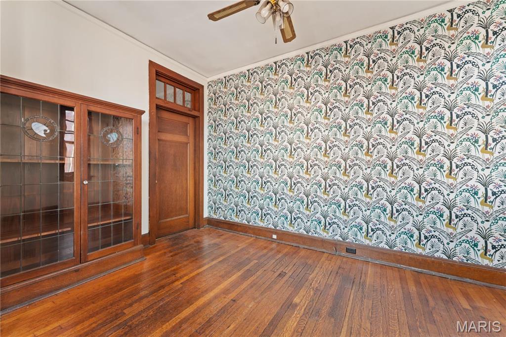 South Compton Hill - Commercial Sale