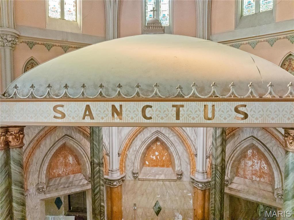 South Compton Hill - Commercial Sale