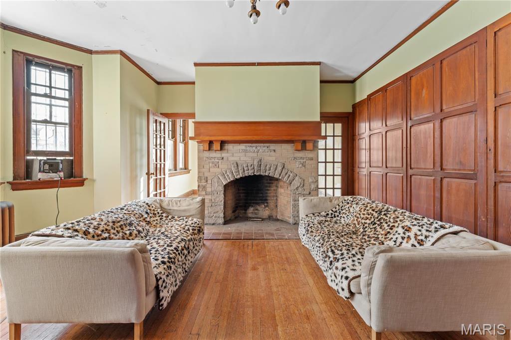 South Compton Hill - Commercial Sale