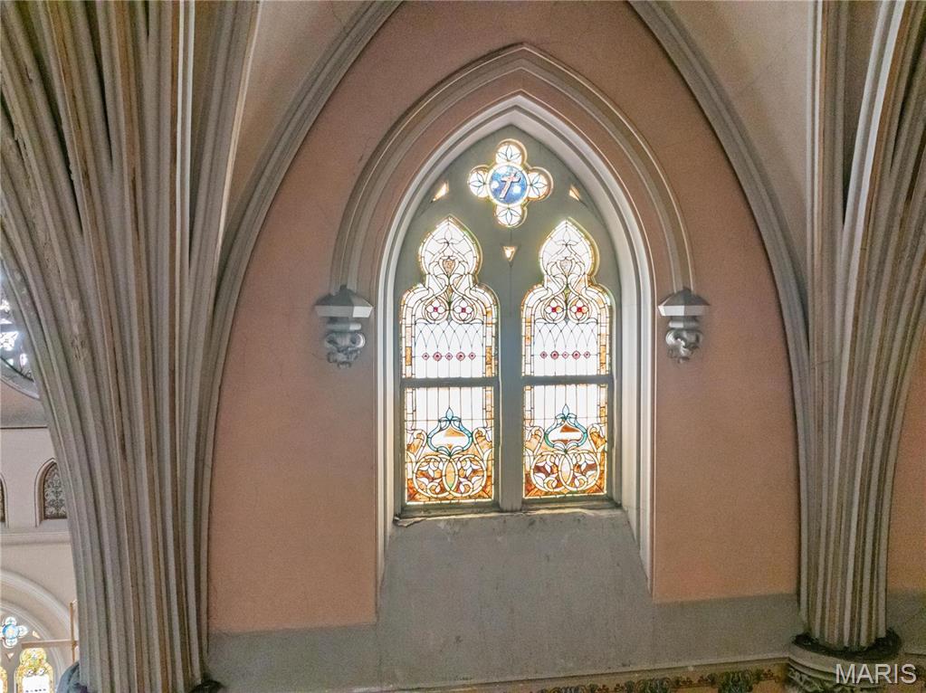 South Compton Hill - Commercial Sale