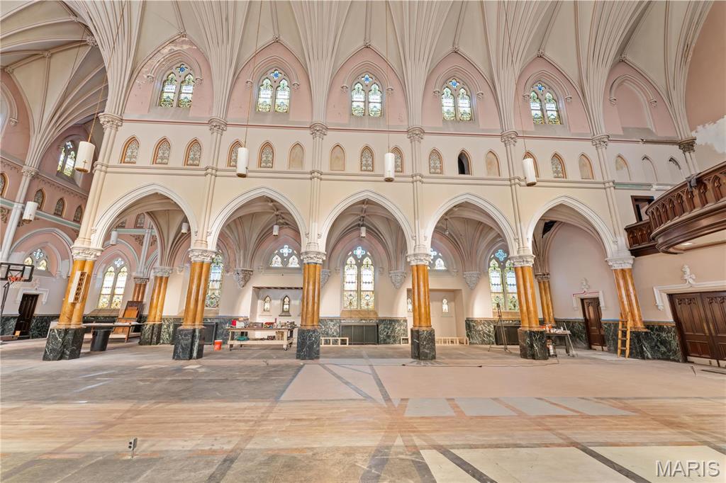 South Compton Hill - Commercial Sale