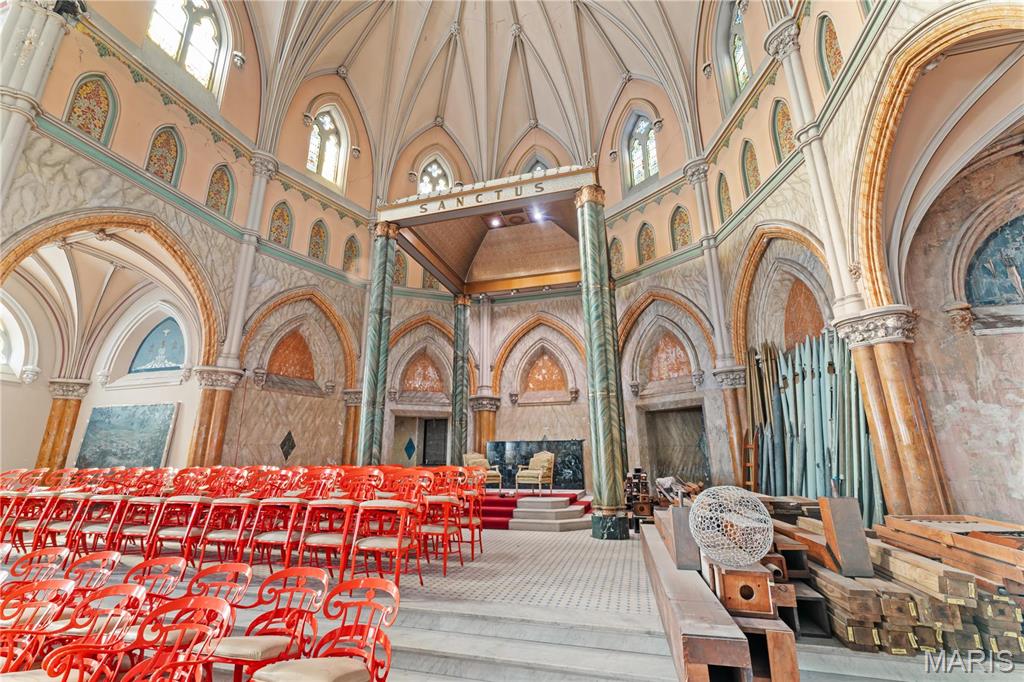 South Compton Hill - Commercial Sale