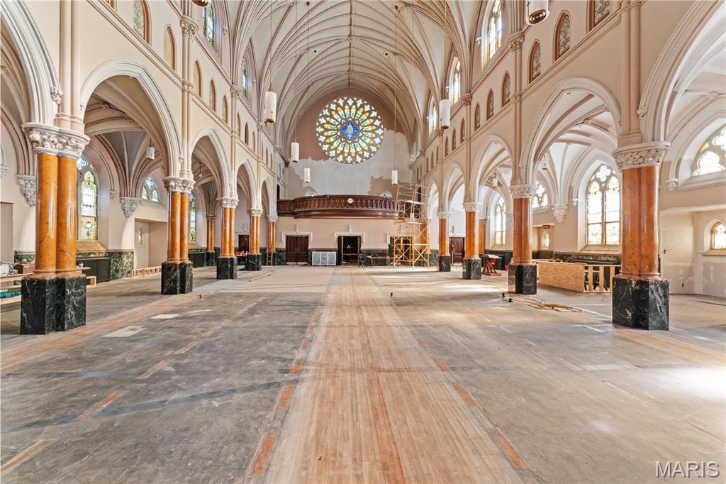 South Compton Hill - Commercial Sale