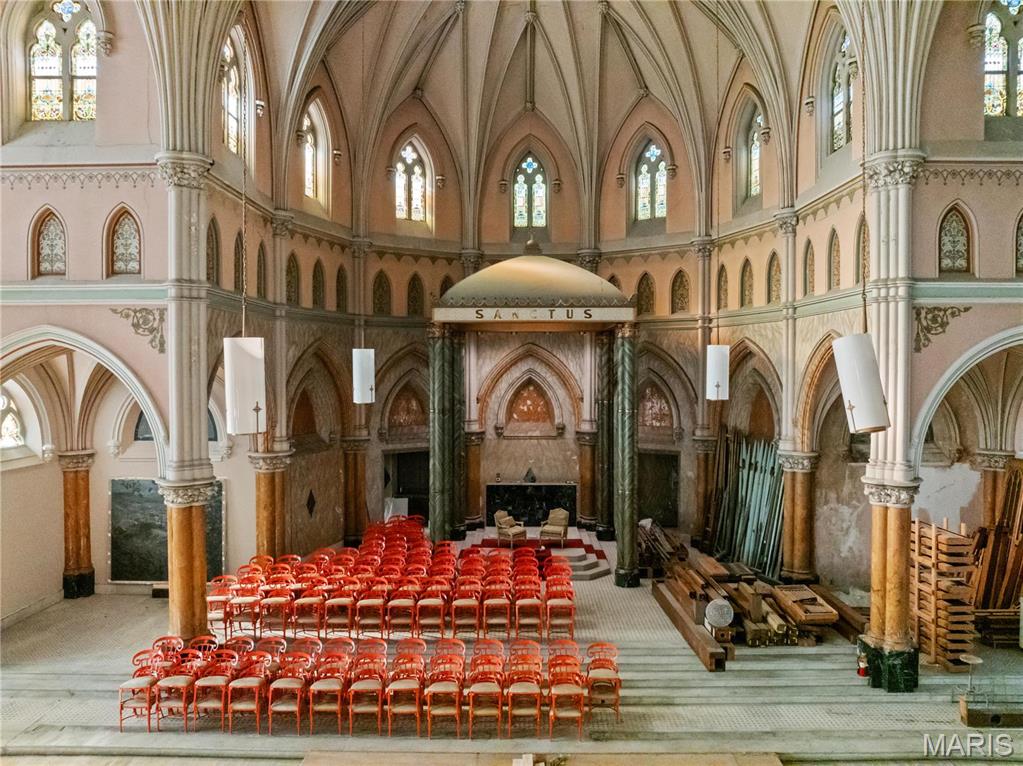 South Compton Hill - Commercial Sale