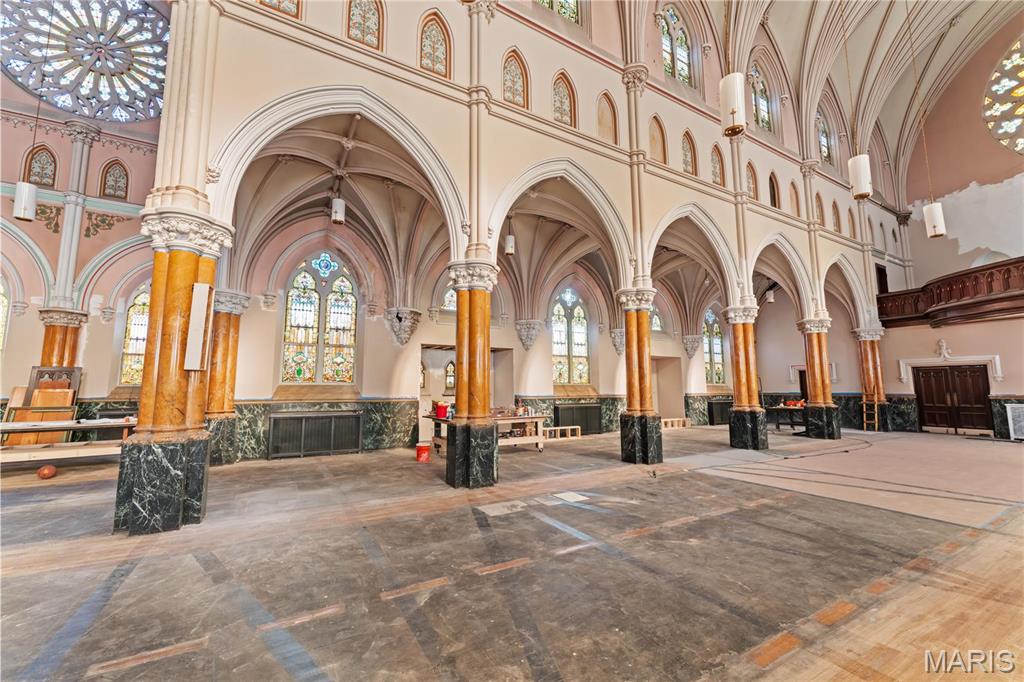 South Compton Hill - Commercial Sale