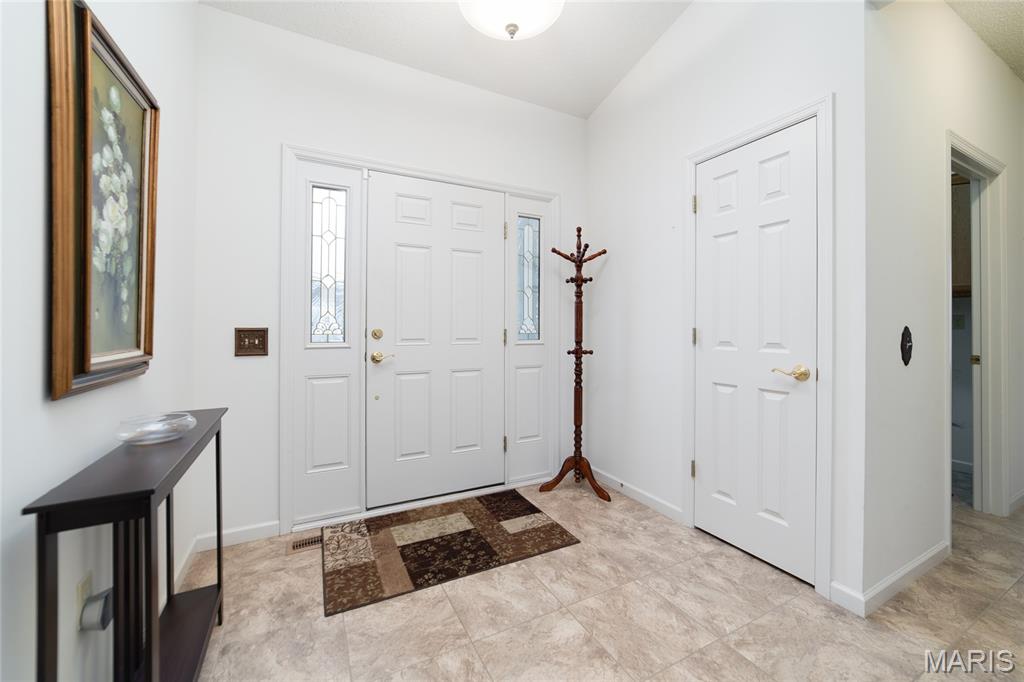 644 Falconcrest Drive