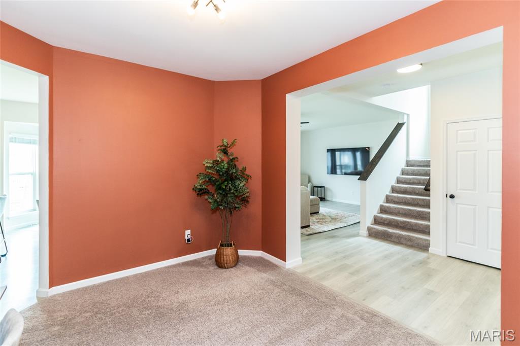 St Charles, Missouri 63301, United States, 4 Bedrooms Bedrooms, ,3 BathroomsBathrooms,Residential,Active,197064