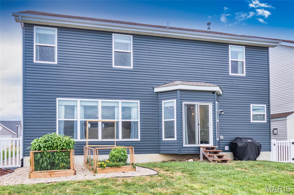 St Charles, Missouri 63301, United States, 4 Bedrooms Bedrooms, ,3 BathroomsBathrooms,Residential,Active,197064