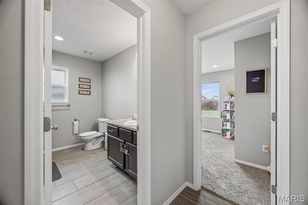 VINTAGE HILLS - Residential